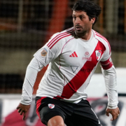 27550-senior-casla-300